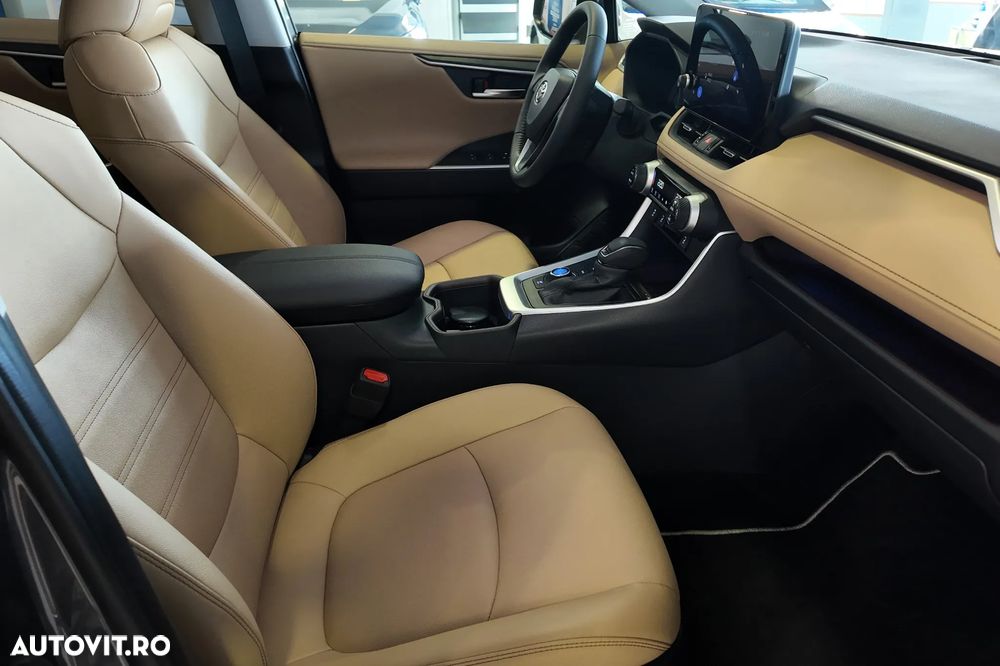 Toyota RAV4 2.5 Hybrid VVT-iE 4x4 Luxury - 17