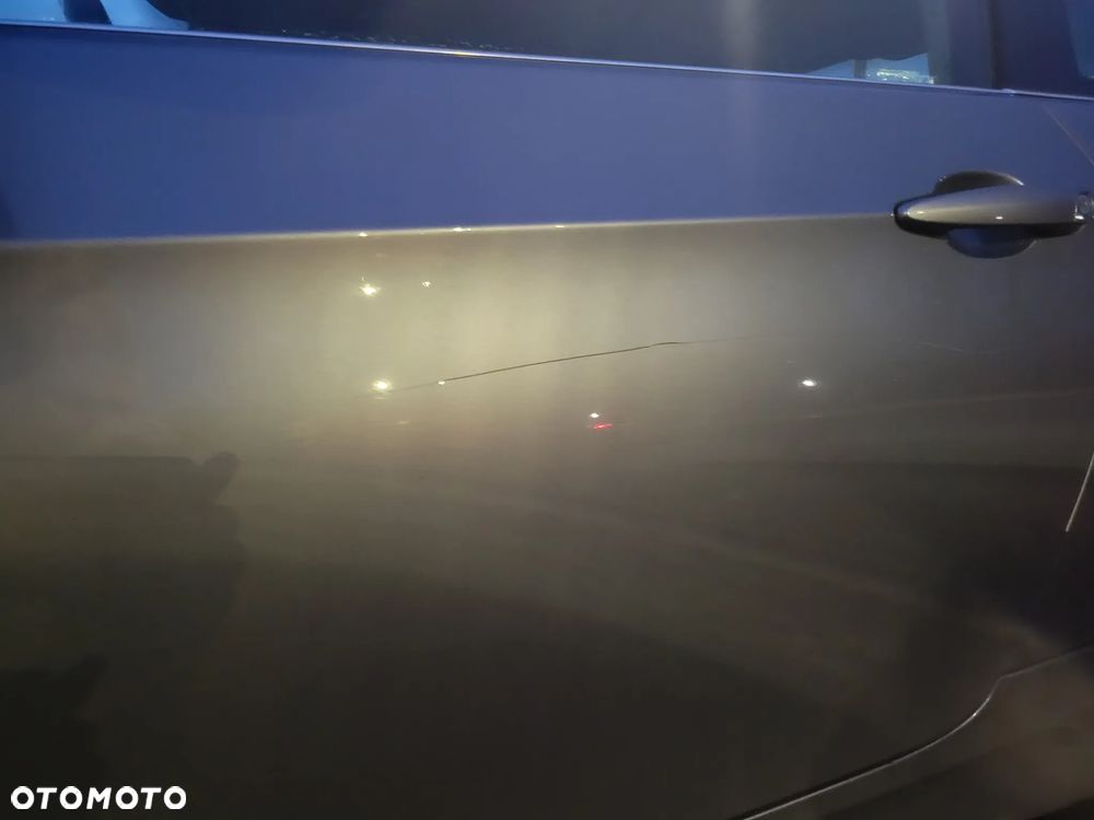 BMW Seria 3 325i - 13