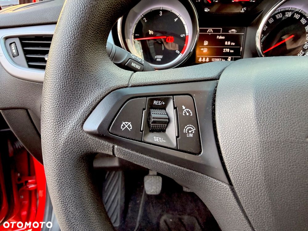 Opel Astra 1.6 CDTI Essentia - 27