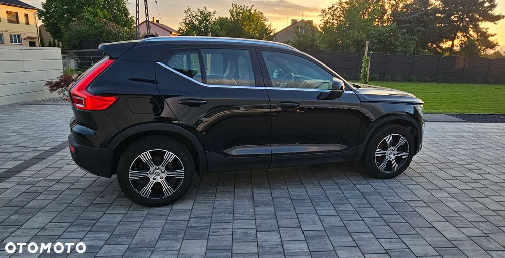 Volvo XC 40 B4 B AWD DKG Inscription - 8