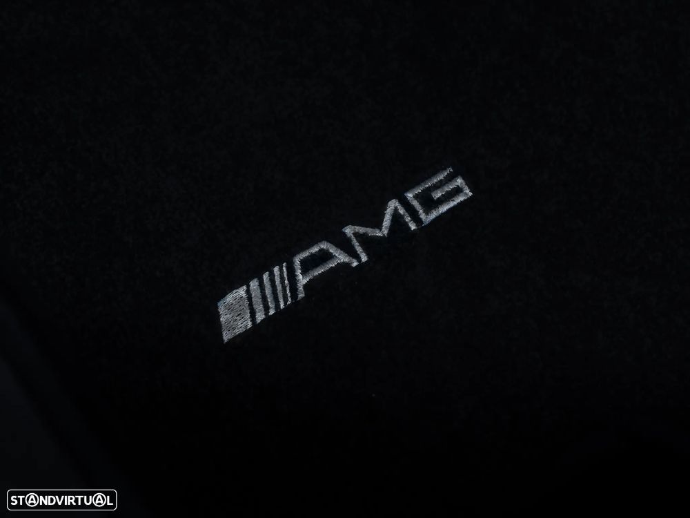 Mercedes-Benz SL 63 AMG Standard - 31
