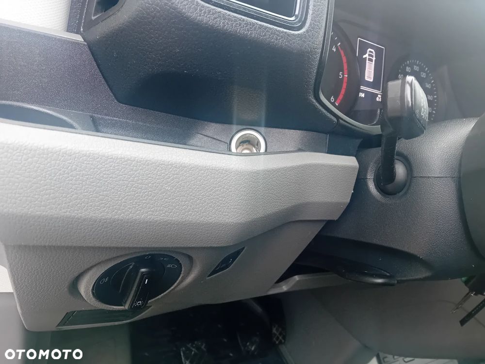 Volkswagen Crafter - 19
