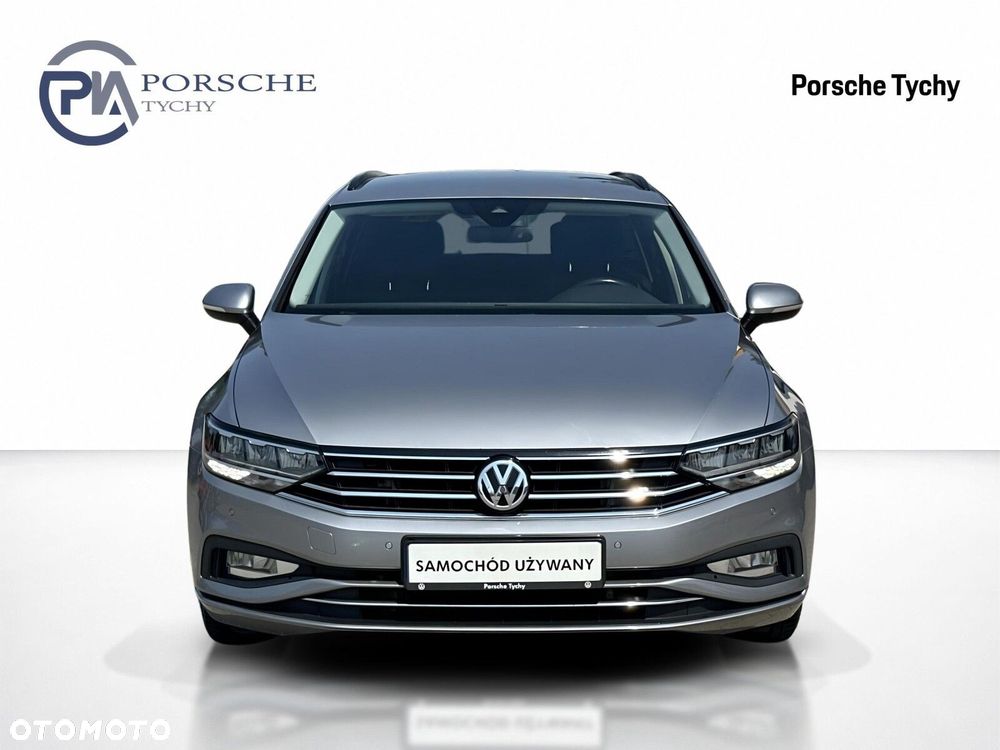 Volkswagen Passat - 35