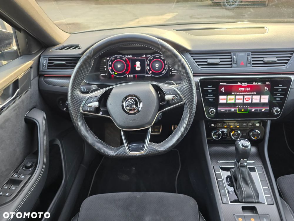 Skoda Superb 2.0 TDI SCR 4x4 Sportline DSG - 28