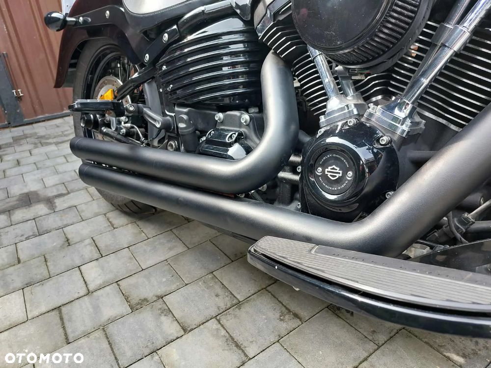 Harley-Davidson Softail Heritage Classic - 25