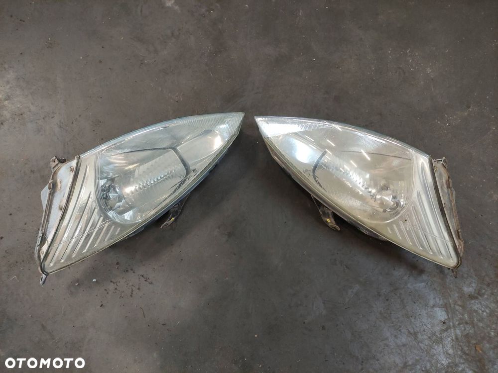 MASKA + LAMPY + PAS PRZEDNI FORD FOCUS MK1 H8 - 2