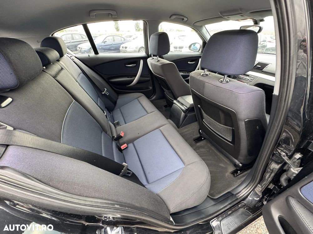 BMW Seria 1 118d - 17