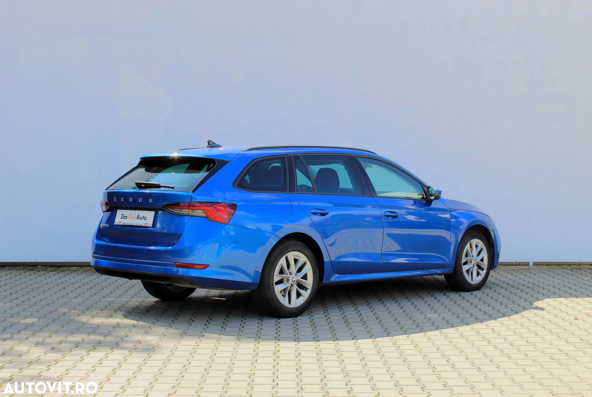 Skoda Octavia Combi 2.0 TDI DSG Style - 5