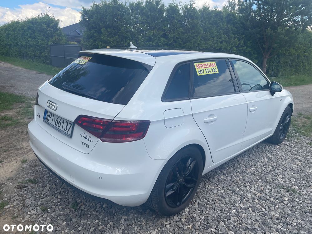 Audi A3 Sportback - 3