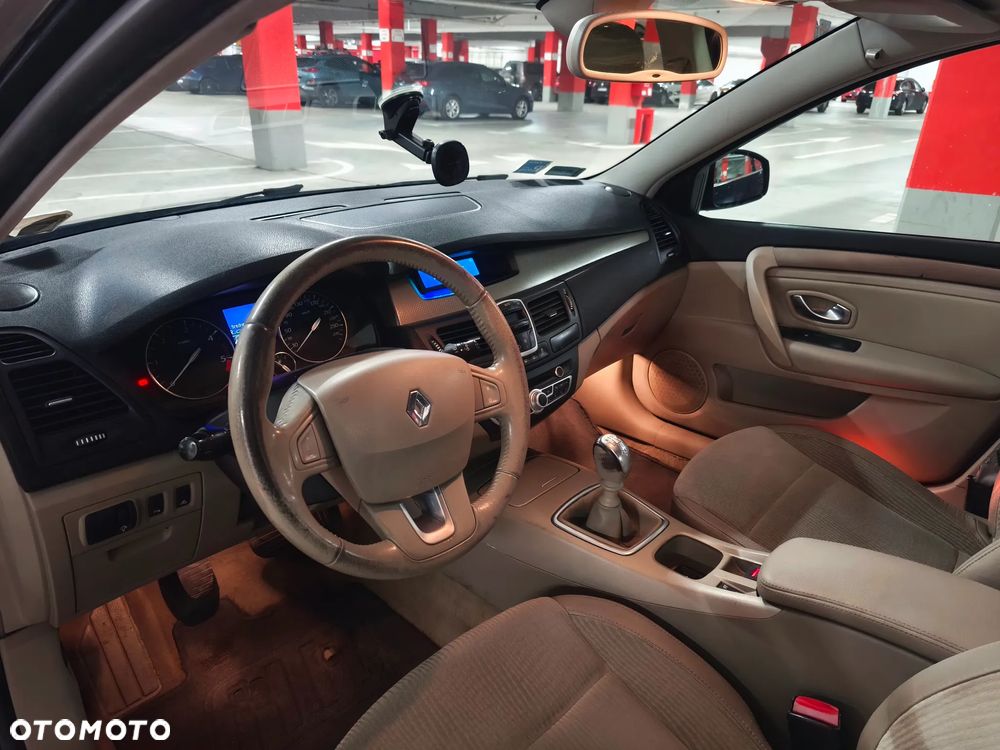 Renault Laguna 2.0 dCi Privilege - 18