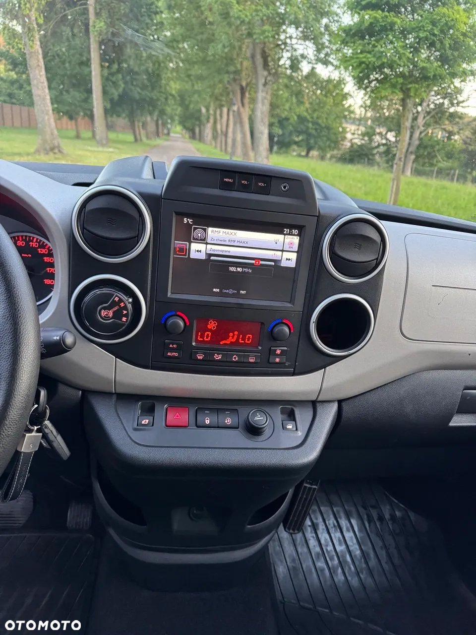 Citroën Berlingo Multispace BlueHDi 100 S&S ETG6 SHINE - 9