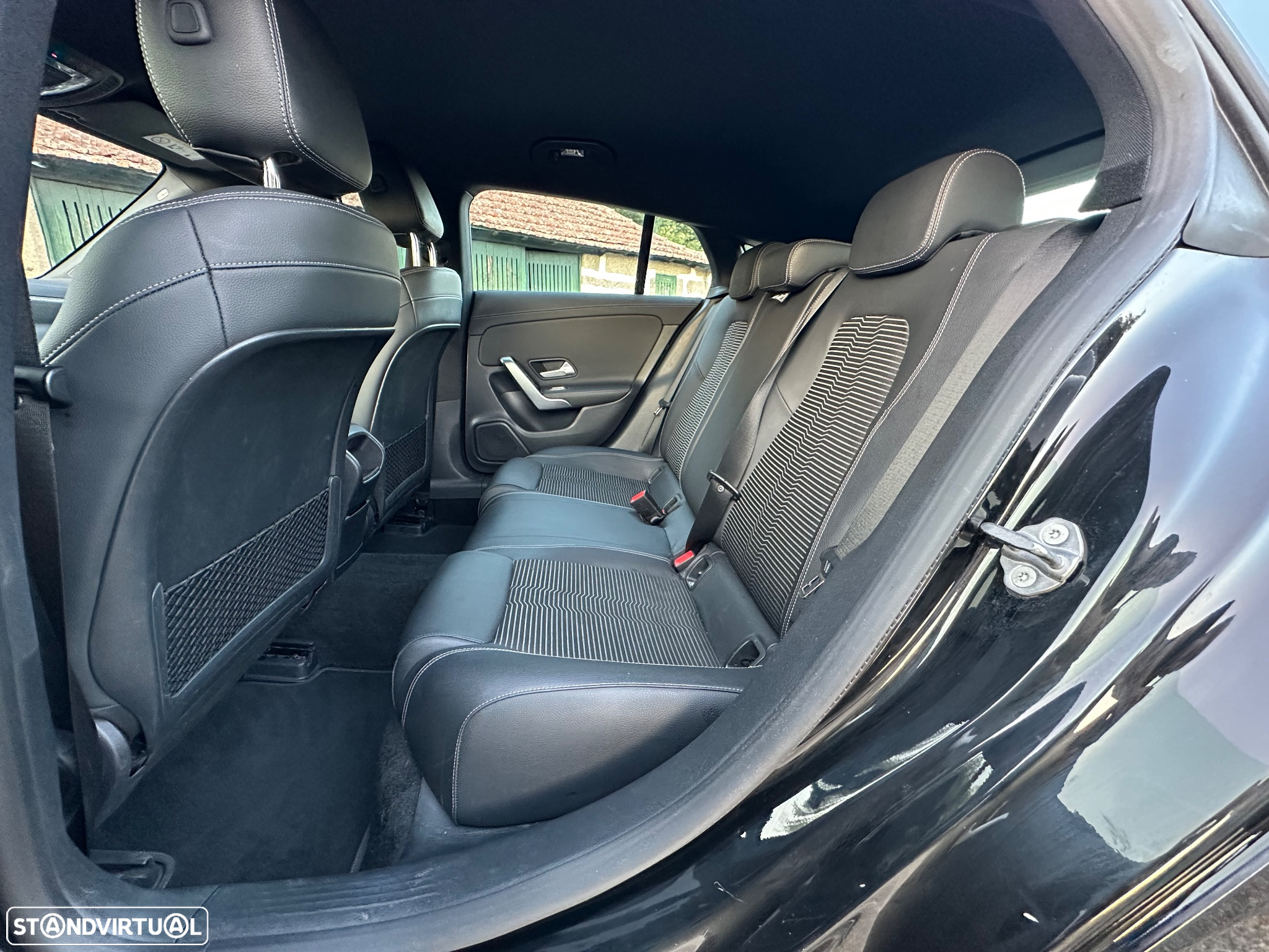Mercedes-Benz CLA 180 d Shooting Brake 7G-DCT Progressive - 35