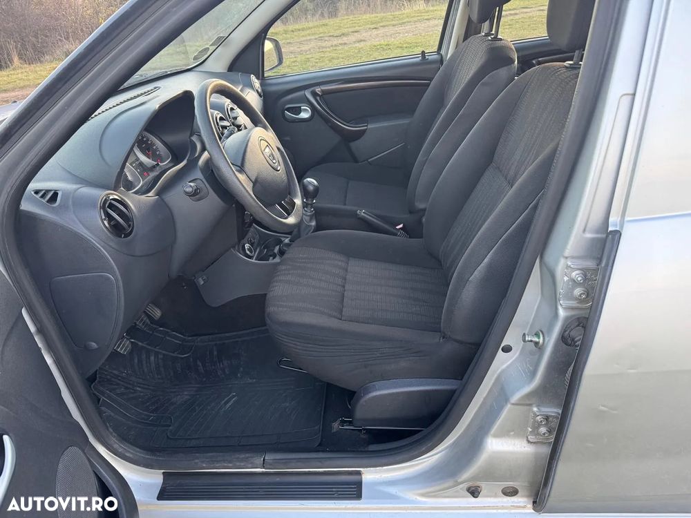 Dacia Duster 1.5 dCi 4x4 Ambiance - 9