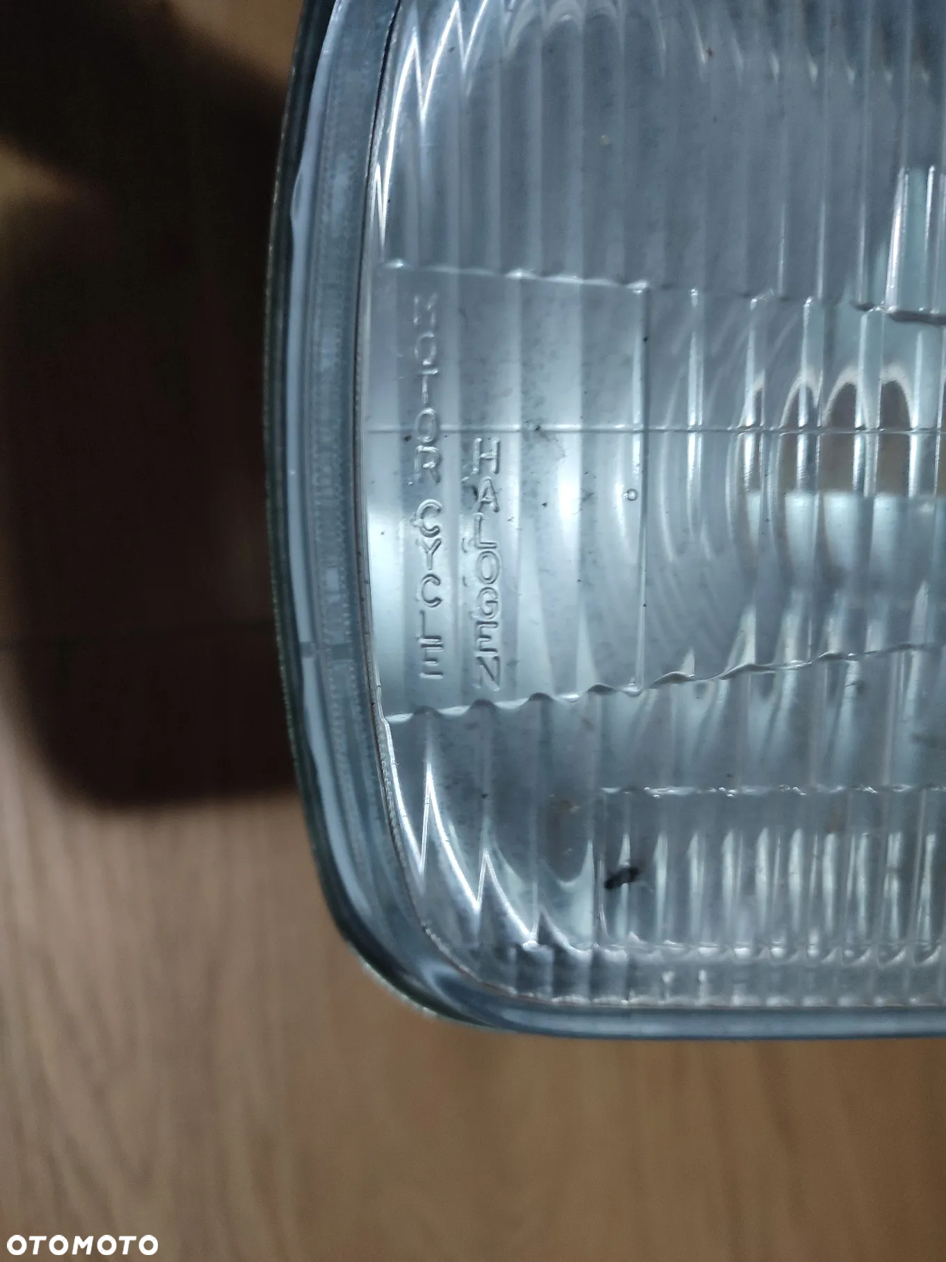 Lampa przód, reflektor Honda VF 1000R - 2