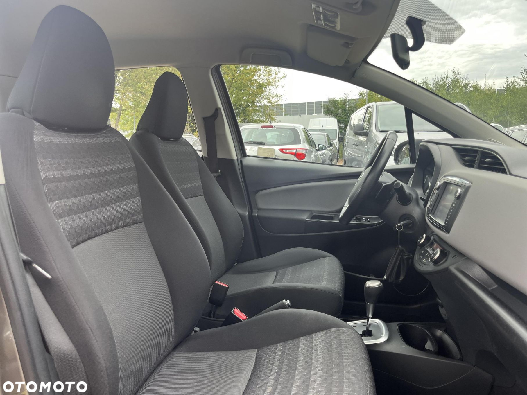 Toyota Yaris 1.33 Premium MS EU6 - 14