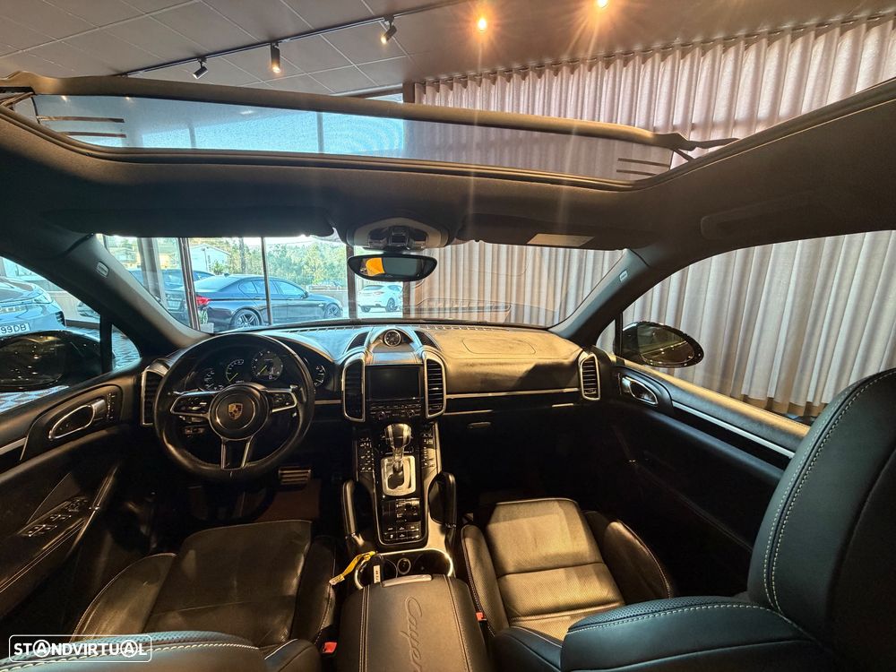 Porsche Cayenne S E-Hybrid Platinum Edition - 31