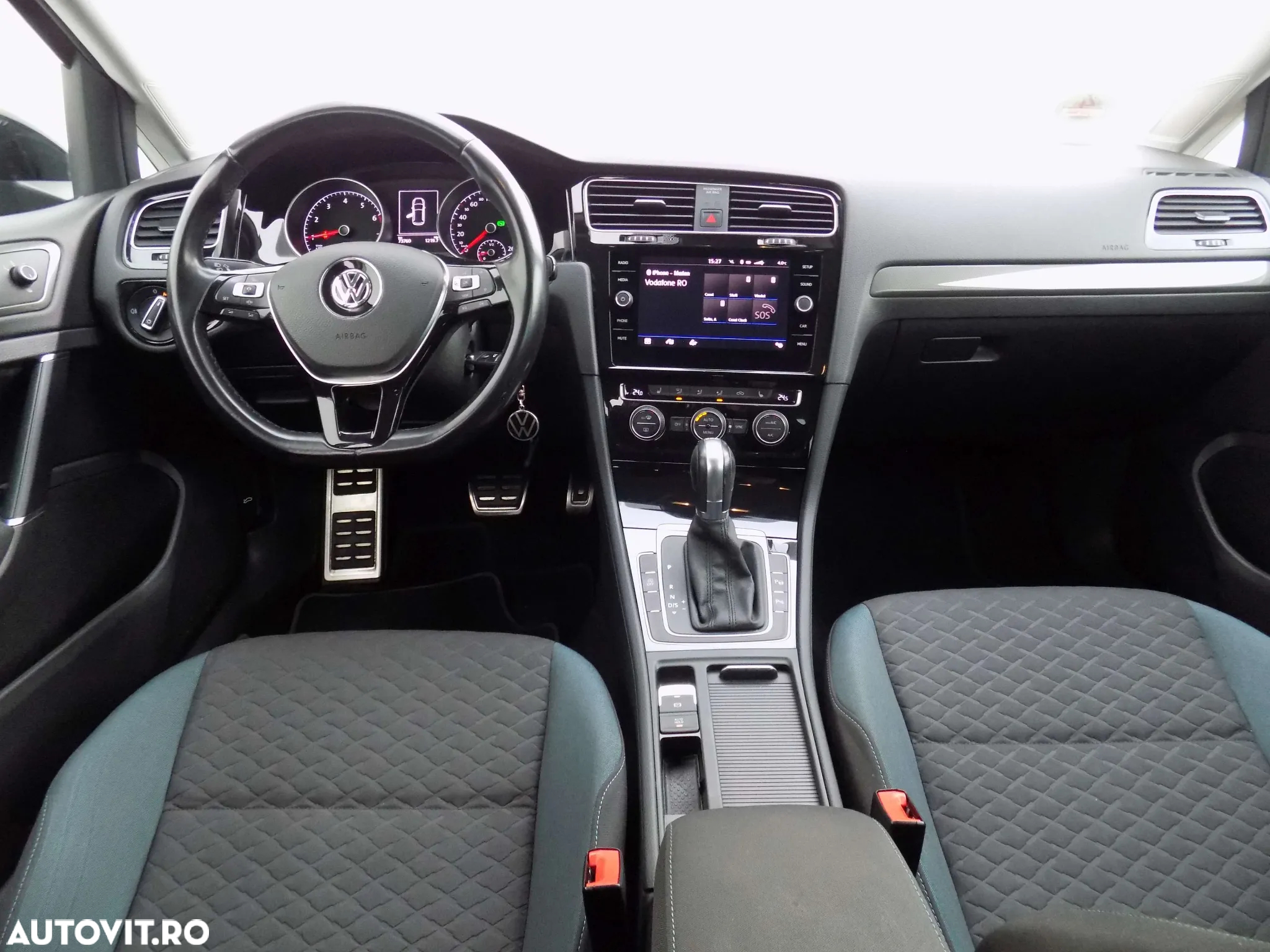 Volkswagen Golf - 9