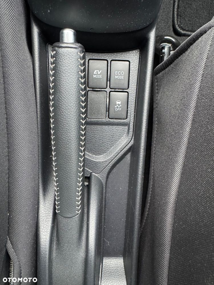 Toyota Yaris Hybrid 1.5 VVT-i - 14