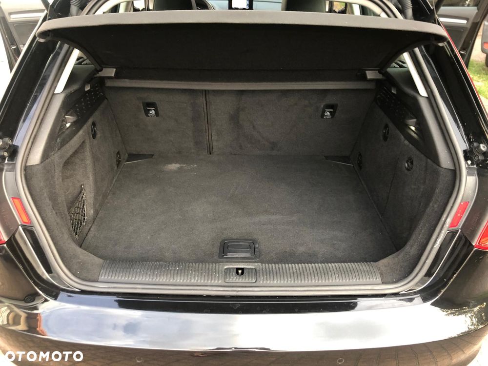 Audi A3 Sportback 2.0 TDI (clean diesel) quattro S tronic Ambiente - 16