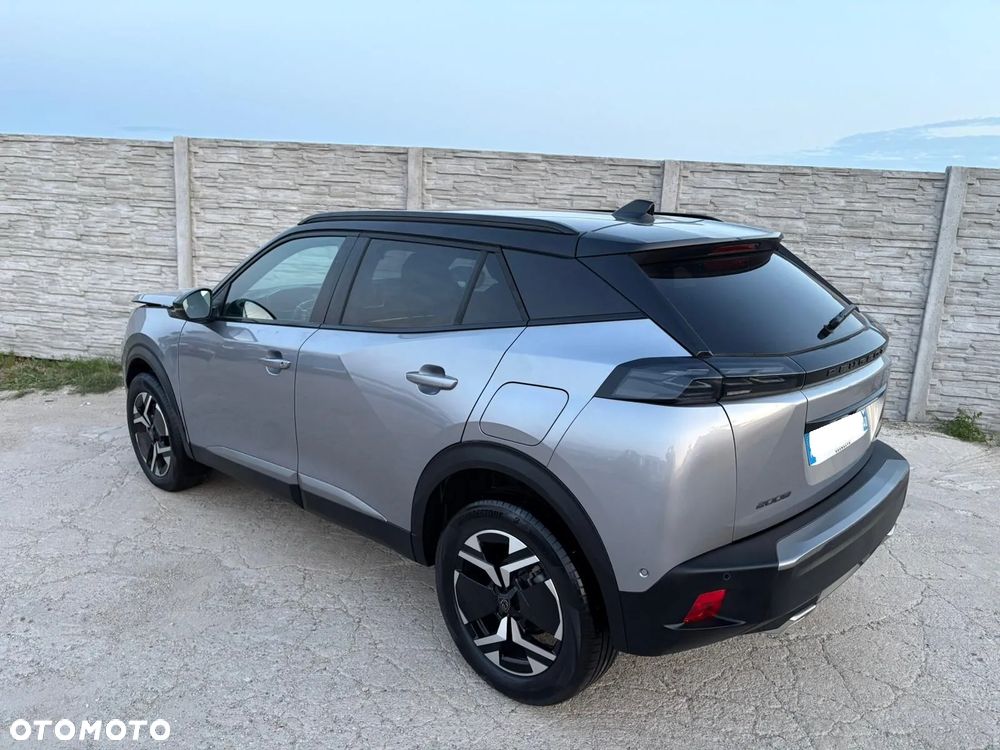 Peugeot 2008 Hybrid 136 e-DSC GT - 1