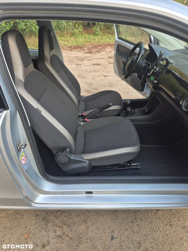 Volkswagen up! - 15