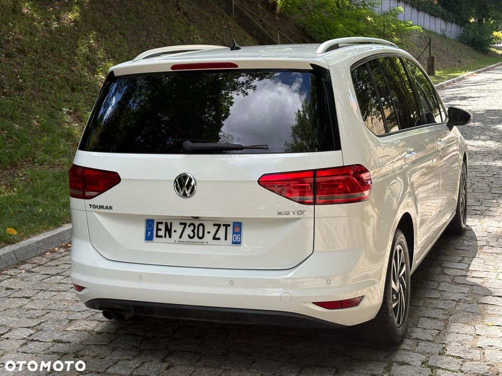Volkswagen Touran 2.0 TDI SCR (BlueMotion Technology) DSG SOUND - 9