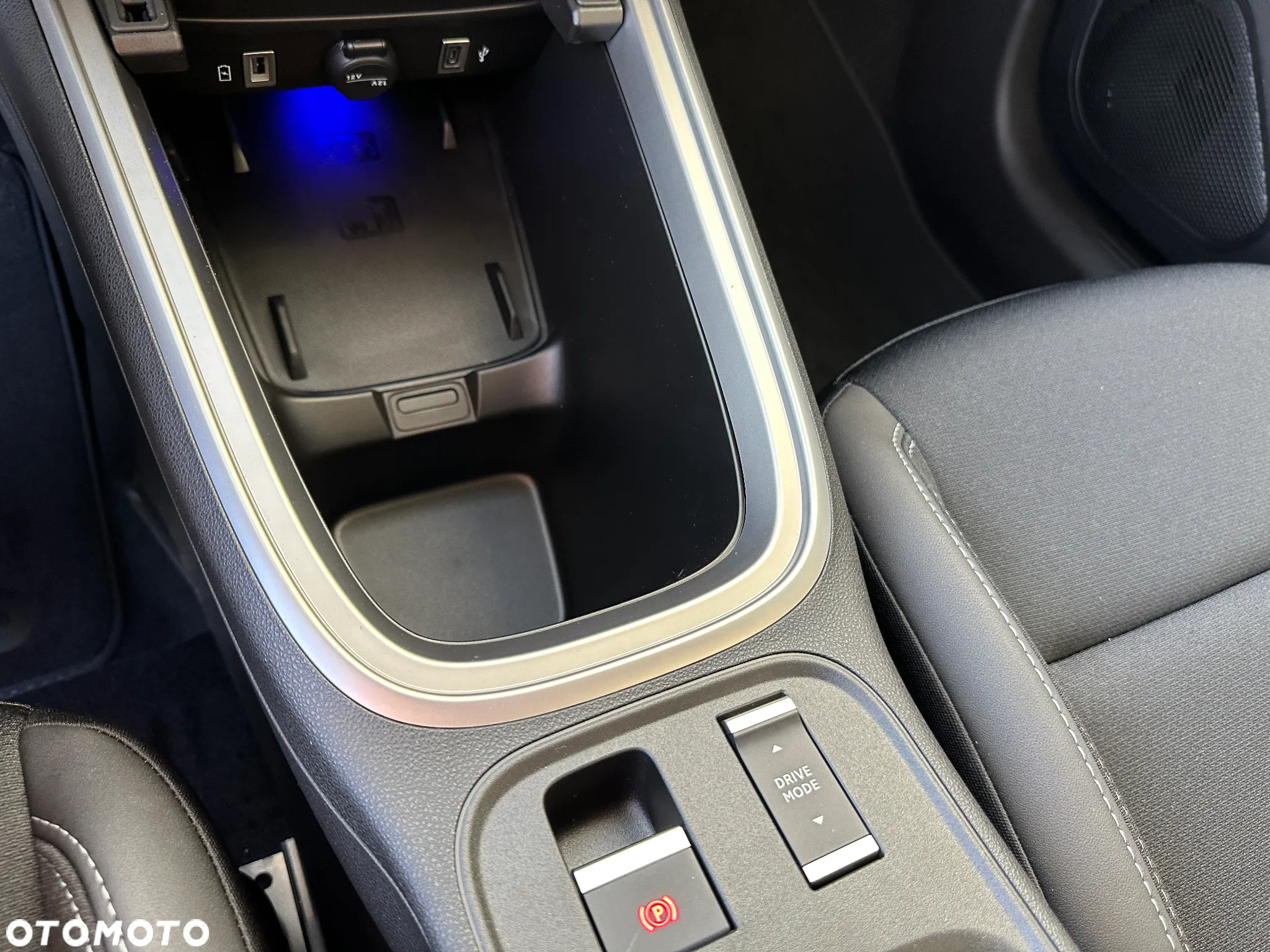 Jeep Avenger 54kWh Summit - 12