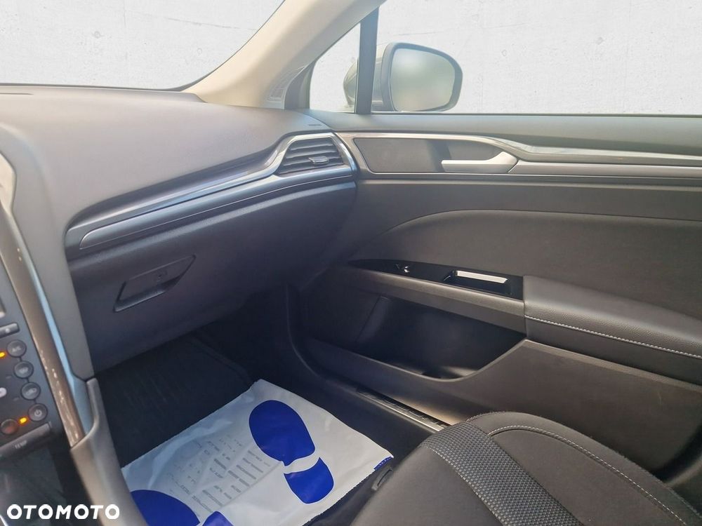 Ford Mondeo - 15
