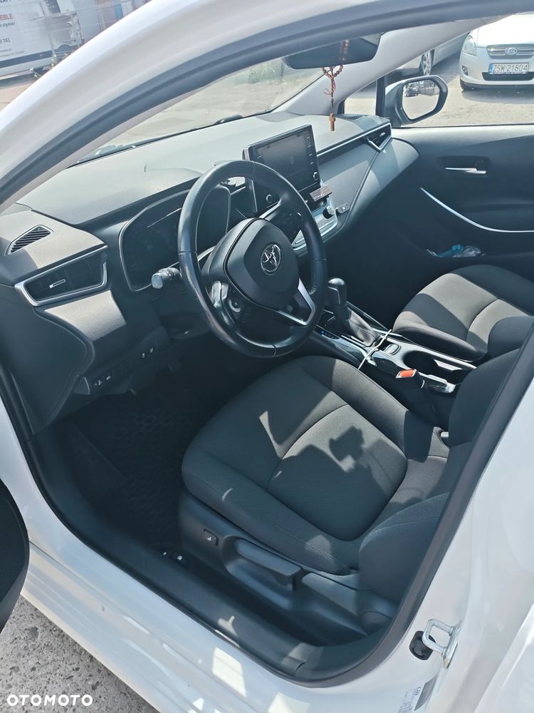 Toyota Corolla 1.8 Hybrid Comfort - 10