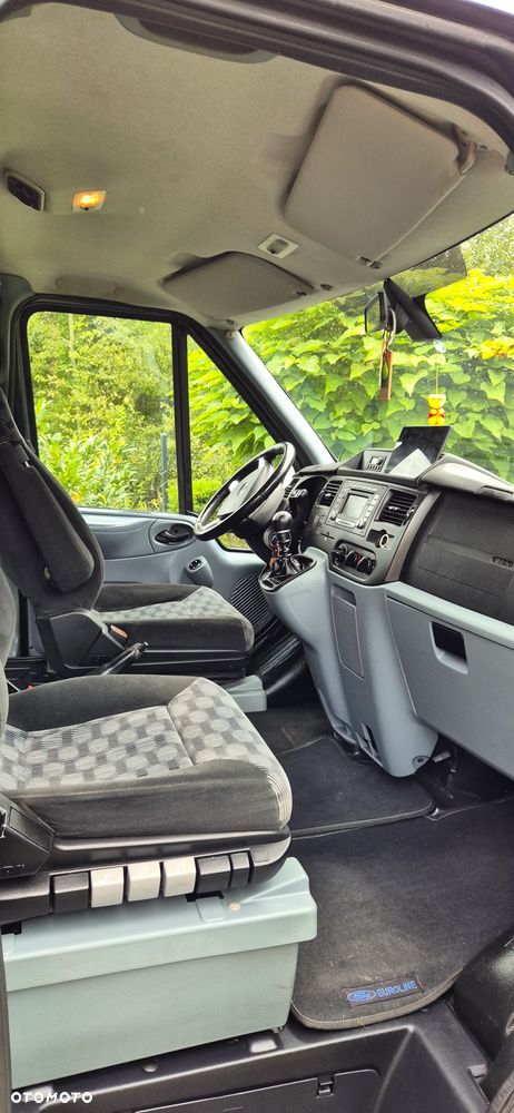 Ford Transit - 10