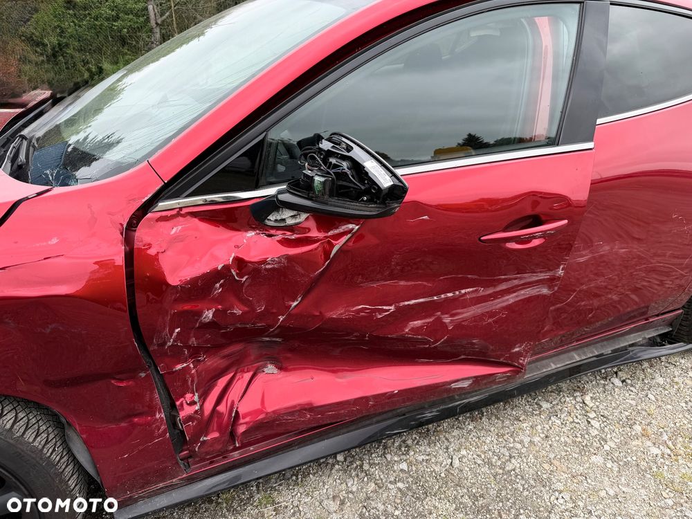 Mazda 3 e-SKYACTIV-X 186 M HYBRID TAKUMI - 16
