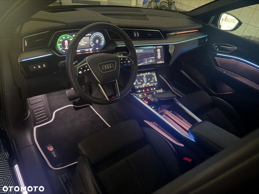 Audi e-tron 55 Quattro S Line - 26
