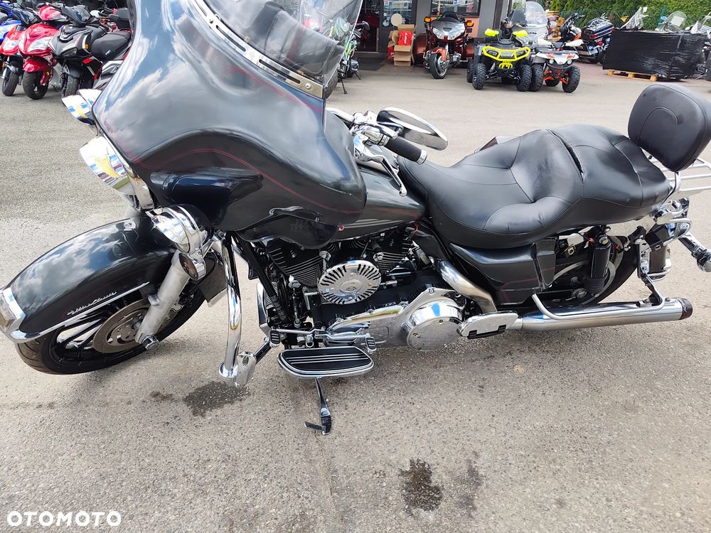 Harley-Davidson Touring Electra Glide - 18