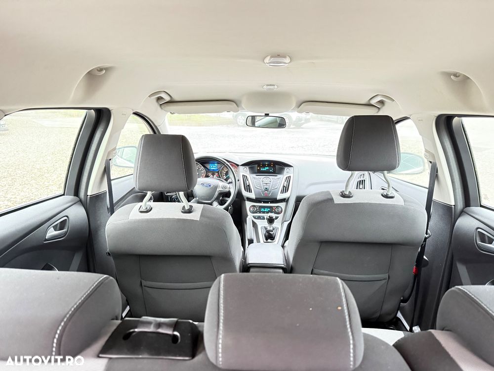 Ford Focus Turnier 1.0 EcoBoost Start-Stopp-System Titanium - 7