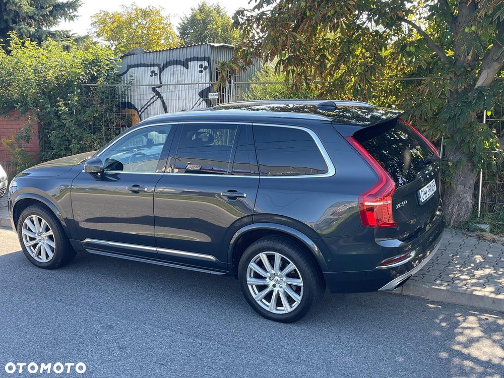 Volvo XC 90 - 24