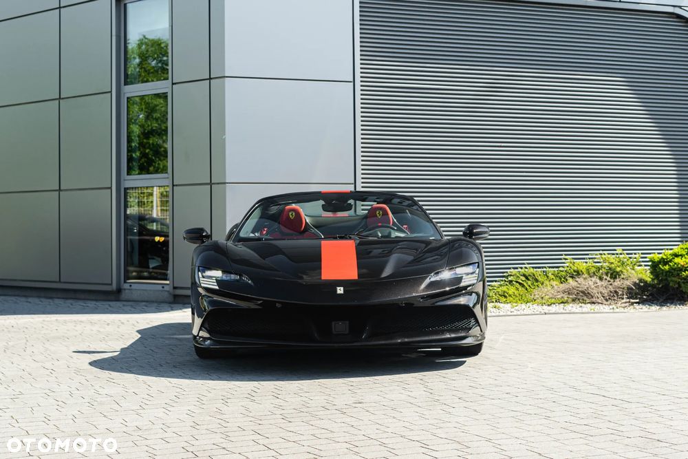 Ferrari SF90 Spider - 9