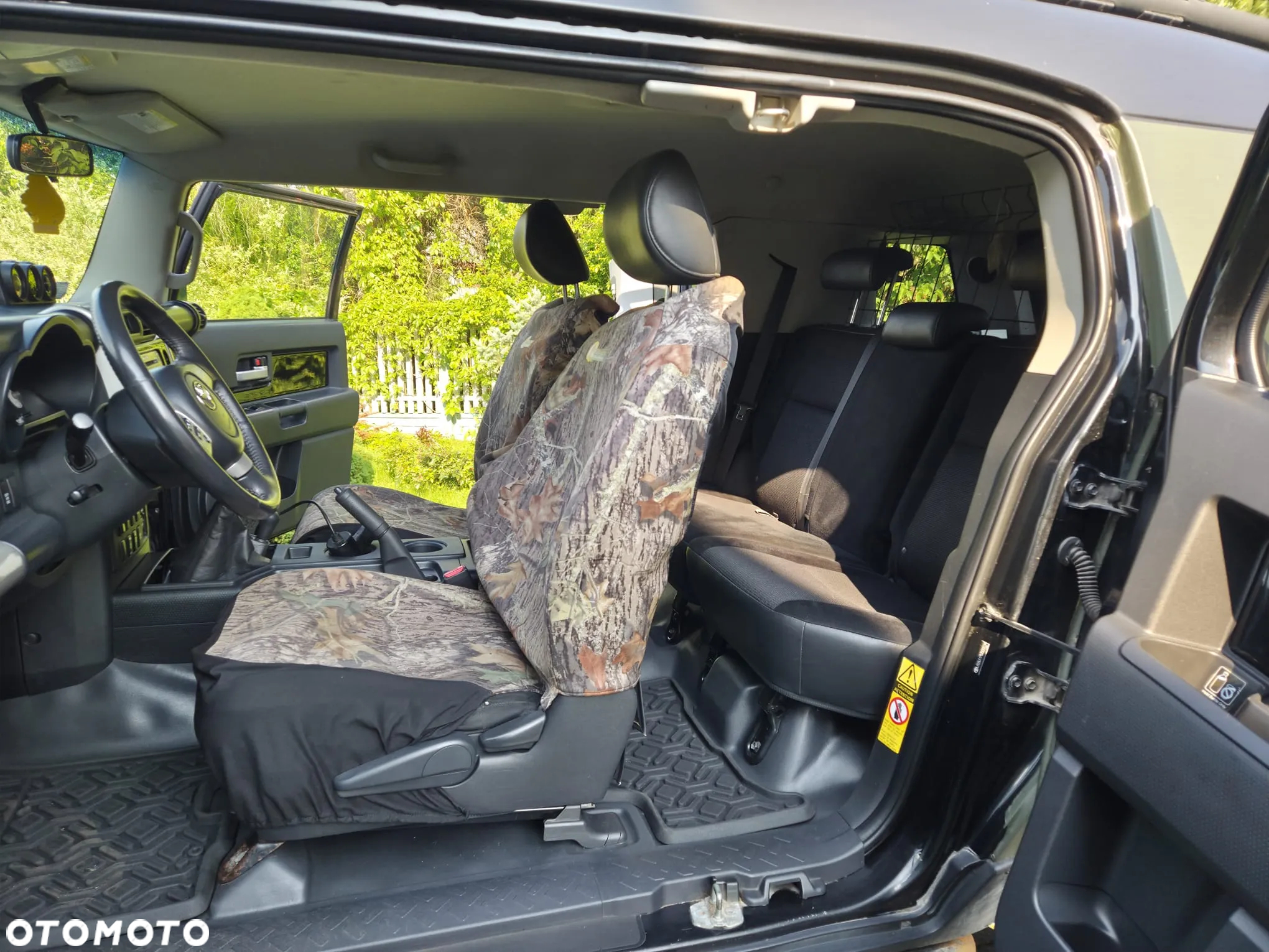 Toyota FJ Cruiser 4.0 4x4 - 13