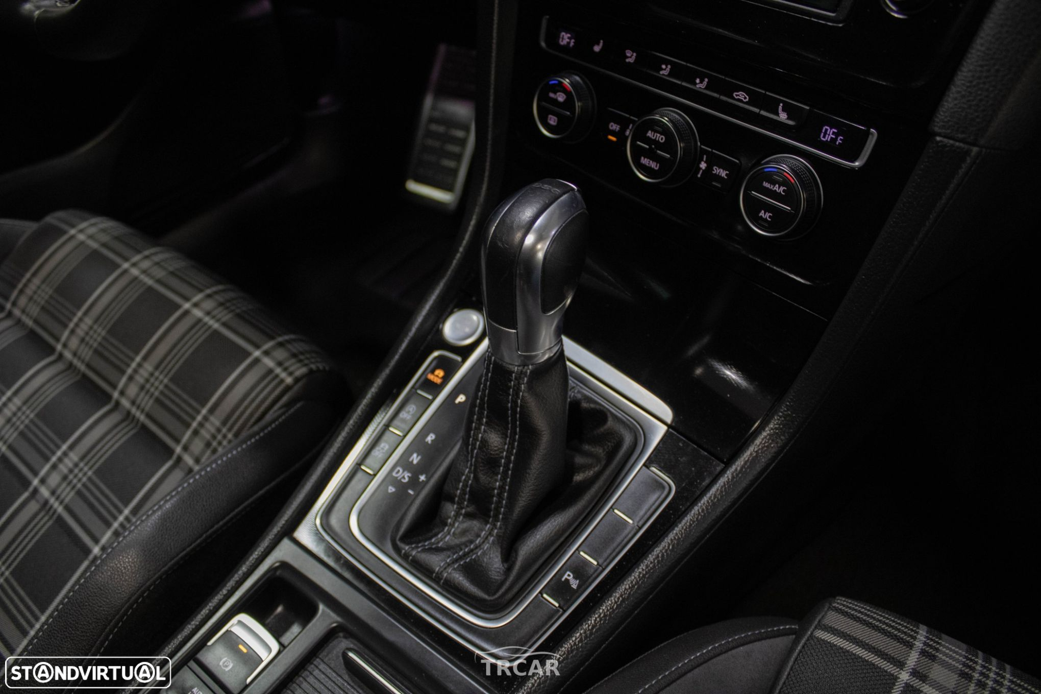 VW Golf 2.0 TDI GTD DSG - 15