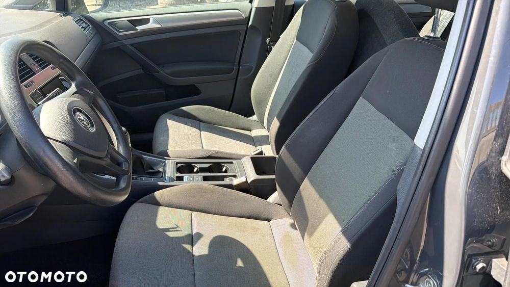 Volkswagen Golf 1.2 TSI BMT Trendline Perfectline - 17