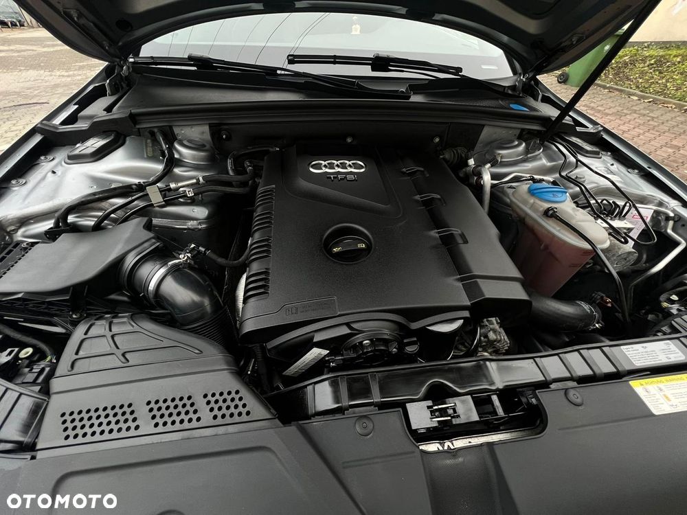 Audi A4 Limousine - 8