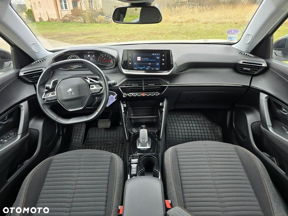 Peugeot 2008 1.2 PureTech Active Pack S&S EAT8 - 22