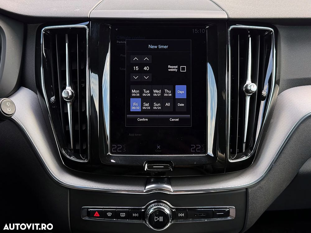 Volvo XC 60 B4 D AWD Geartronic RDesign - 32