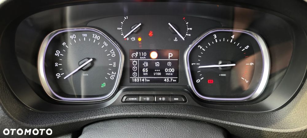 Peugeot Expert L2H1 - 10