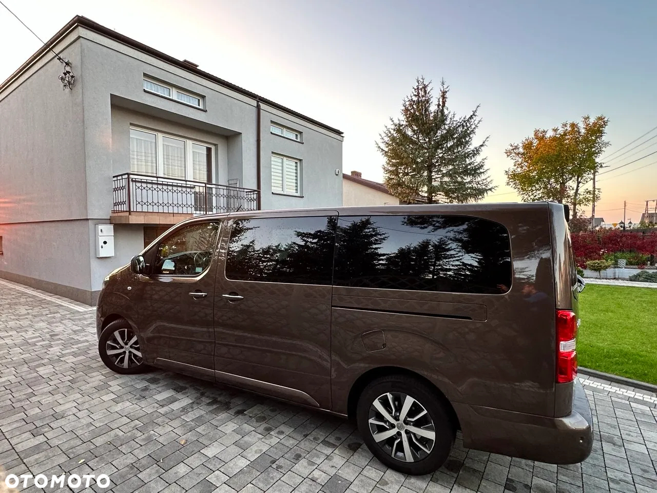 Toyota Proace Verso 2.0 D4-D Long VIP - 4