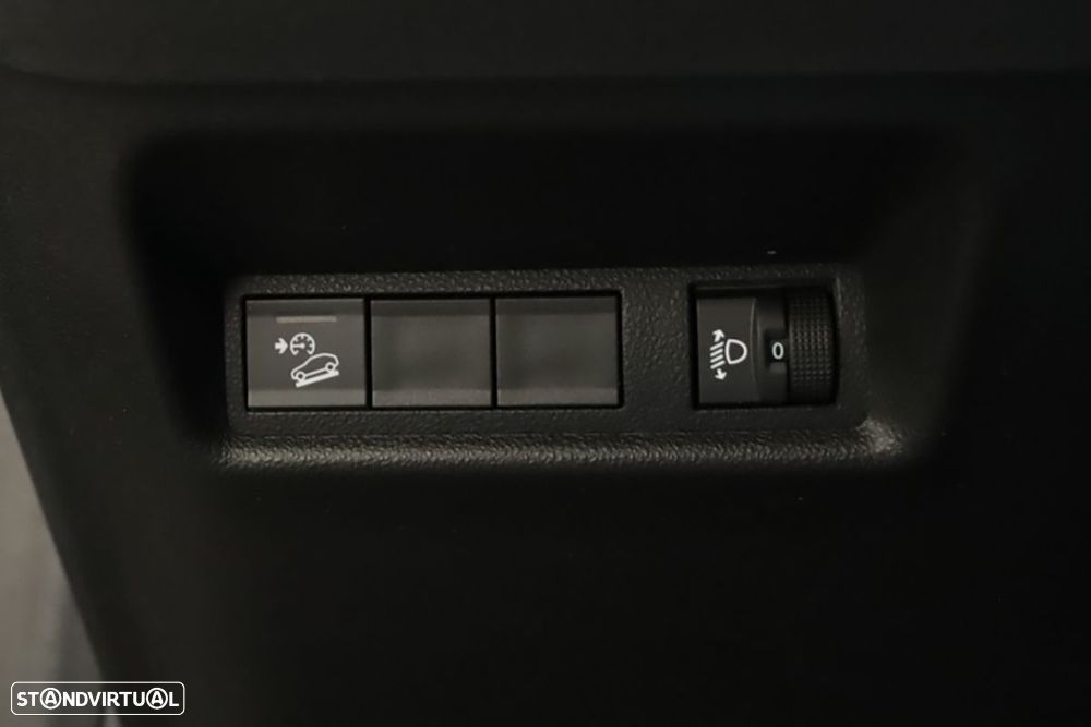 Jeep Avenger 54 kWh Summit - 19