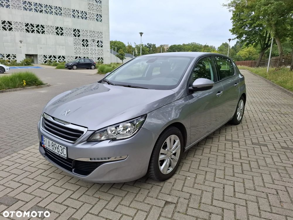 Peugeot 308 - 1