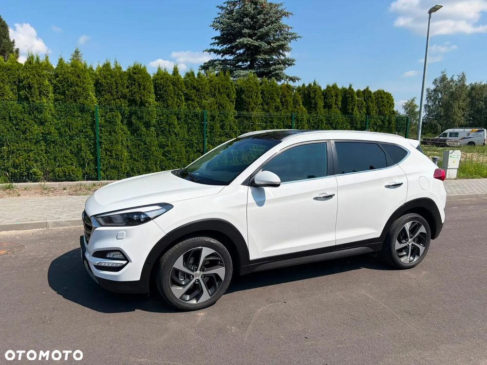 Hyundai Tucson 2.0 CRDI Comfort 4WD - 2