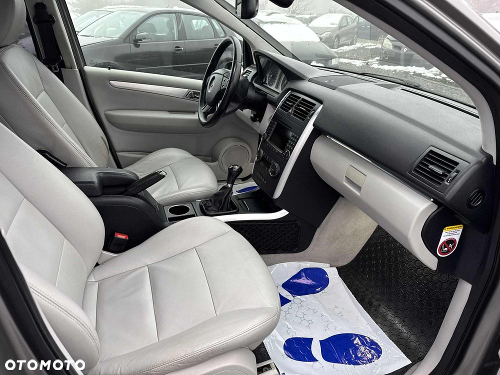 Mercedes-Benz Klasa B 200 CDI EU5 - 10