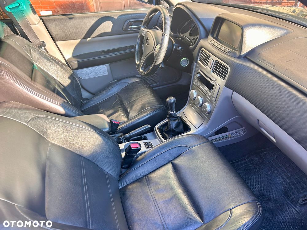Subaru Forester 2.5 XT LOV - 11