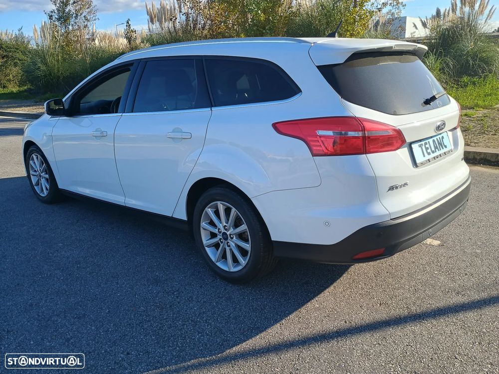 Ford Focus SW 1.0 EcoBoost S&S Titanium - 4